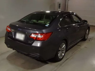 Subaru LEGACY B4