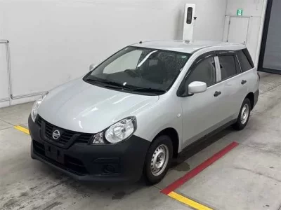 Nissan AD