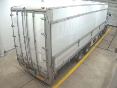 Isuzu TRUCK