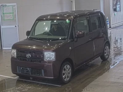 Toyota PIXIS SPACE