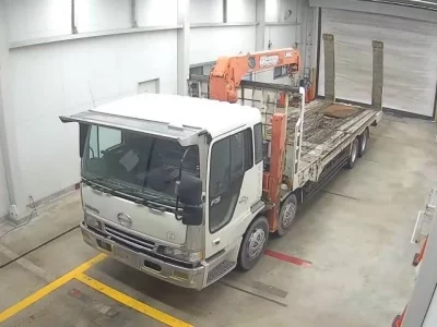 Hino TRUCK