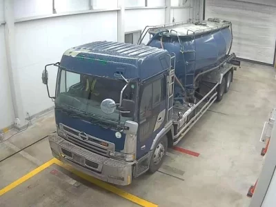 Hino TRUCK