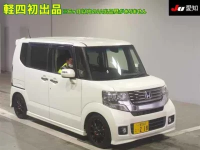 Honda N BOX