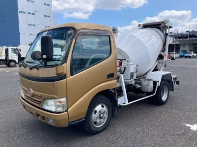 Hino DUTRO