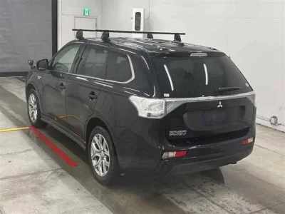Mitsubishi OUTLANDER PHEV