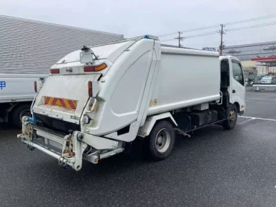 Hino DUTRO