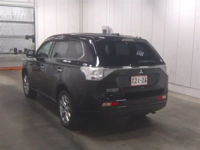 Mitsubishi OUTLANDER PHEV
