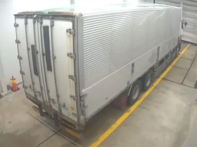 Hino TRUCK