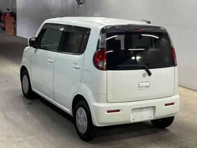 Suzuki MRWAGON