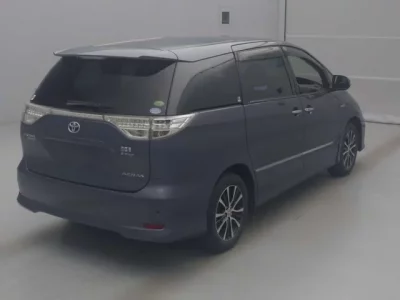 Toyota ESTIMA HYBRID