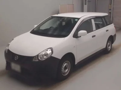 Nissan AD