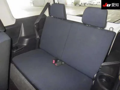 Nissan KIX