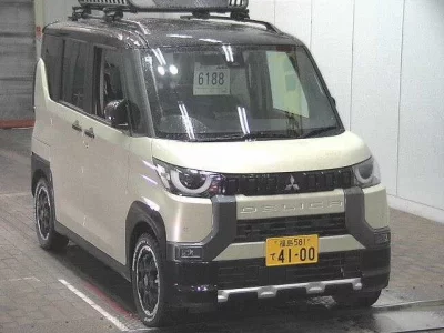 Mitsubishi DELICA MINI