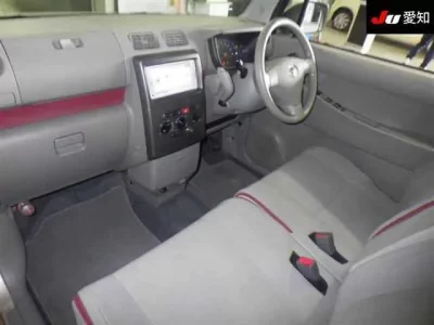 Toyota PIXIS SPACE