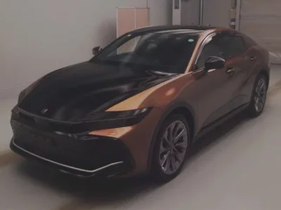 Toyota CROWN CROSSOVER