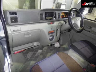 Daihatsu Atrai Wagon
