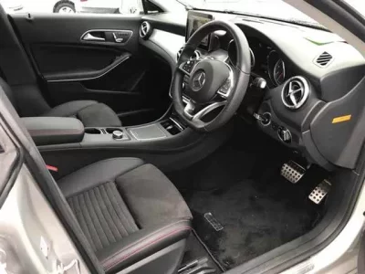 Mercedes-Benz CLA CLASS