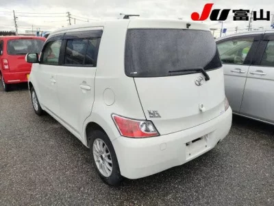 Toyota BB