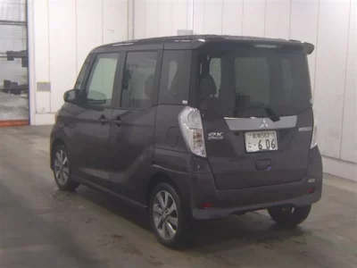 Mitsubishi EK SPACE