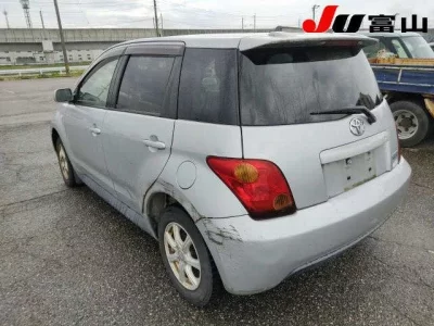 Toyota IST