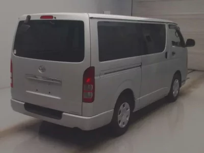Toyota REGIUS ACE VAN