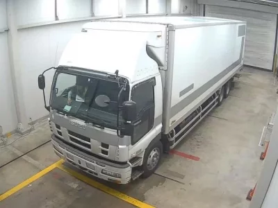 Isuzu TRUCK
