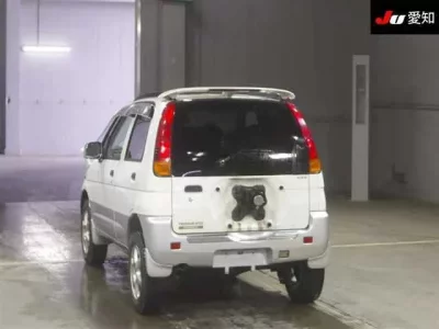 Daihatsu TERIOS KID