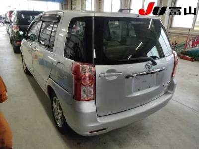 Toyota RAUM