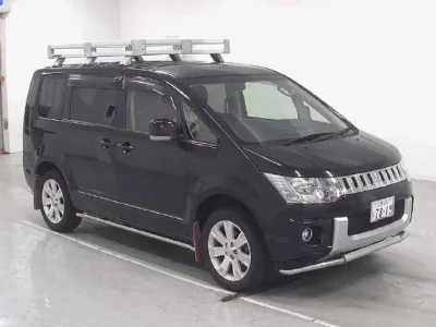 Mitsubishi DELICA D5