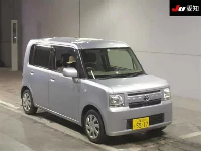 Toyota PIXIS SPACE