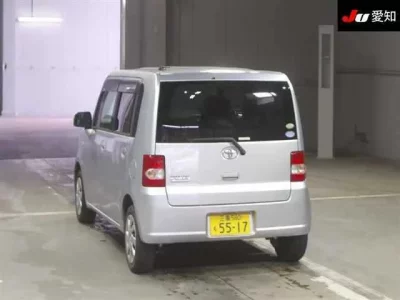 Toyota PIXIS SPACE