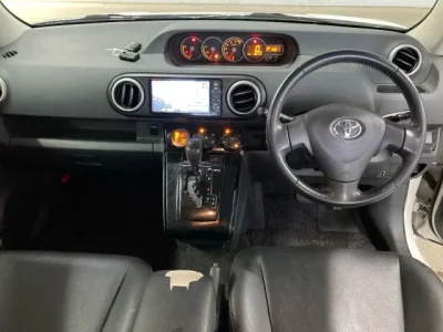 Toyota COROLLA RUMION