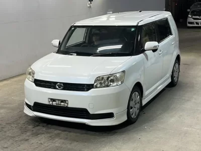 Toyota COROLLA RUMION