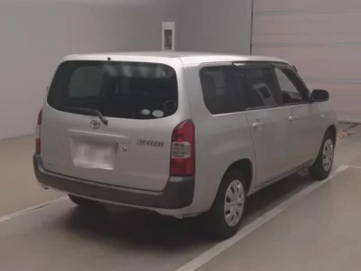 Toyota SUCCEED