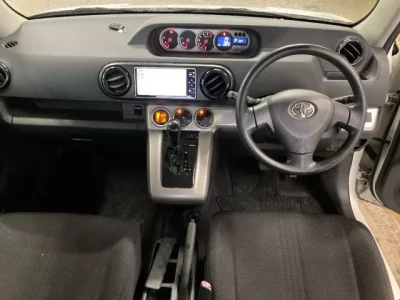 Toyota COROLLA RUMION