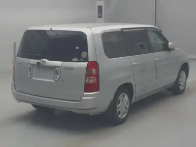 Toyota SUCCEED