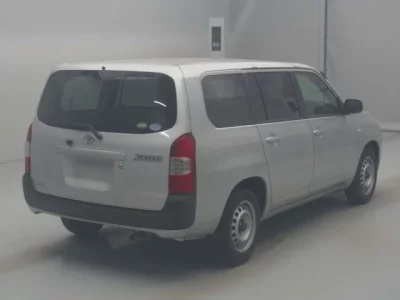Toyota SUCCEED