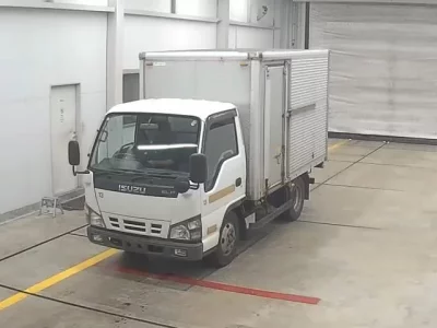 Isuzu ELF