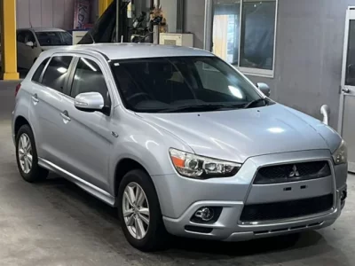 Mitsubishi RVR
