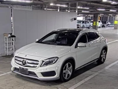 Mercedes-Benz GLA CLASS