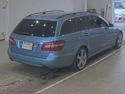 Mercedes-Benz E CLASS WAGON