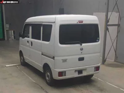 Nissan CLIPPER VAN