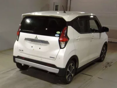 Mitsubishi EK X