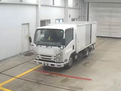 Isuzu ELF