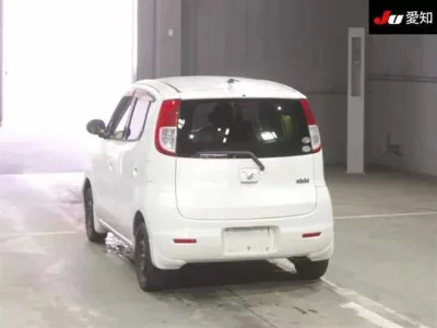 Suzuki MRWAGON