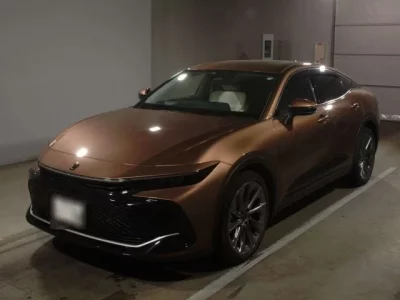 Toyota CROWN CROSSOVER