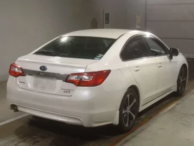 Subaru LEGACY B4