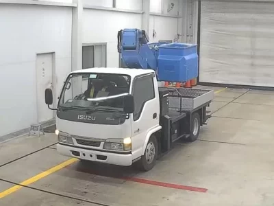 Isuzu ELF