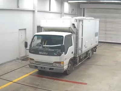 Isuzu ELF