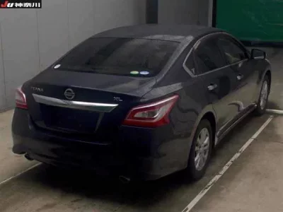 Nissan TEANA